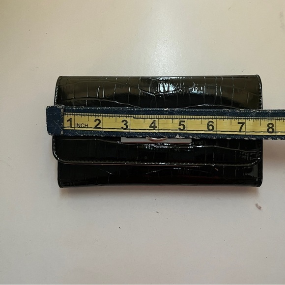 Guess Black Croc-Embossed Wallet with Silver Logo Clasp – 7” Width - Picture 5 of 6